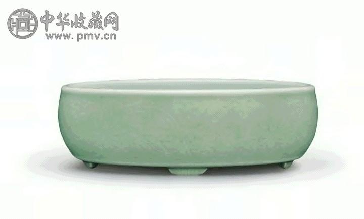 清 康熙 豆青釉暗刻笔洗