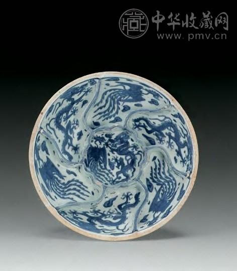 明万历 青花龙凤纹格盒