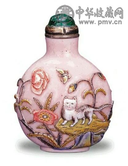 清 粉彩画珐琅猫蝶纹烟壶