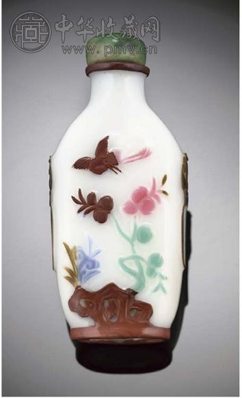 十九世纪套料鼻烟壶