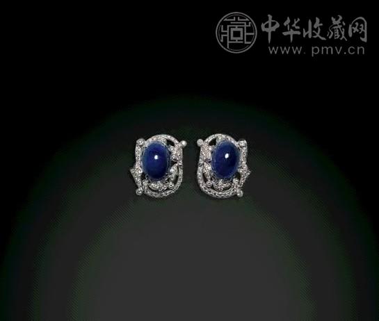 蓝宝石蛋面耳环