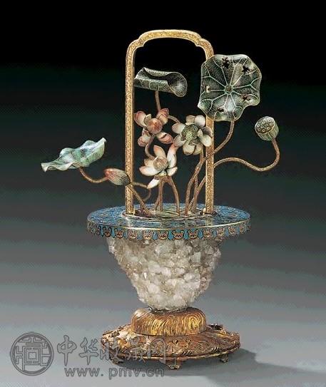 清乾隆 水晶盆錾胎珐琅莲花荷叶盆景