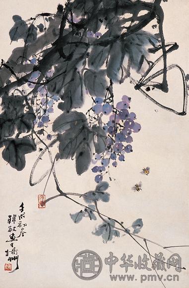 韩敏 壬戌(1982年)作 葡萄 立轴 设色纸本